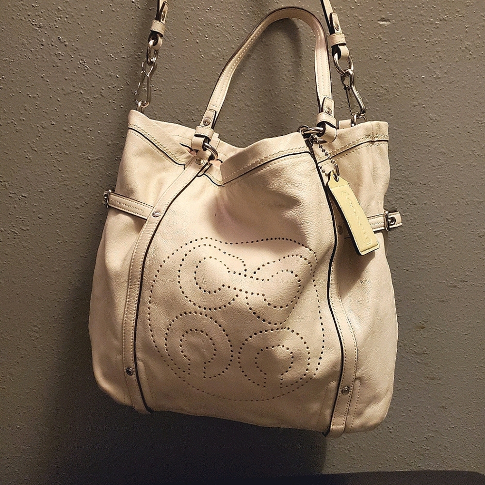 Coach purse and wallet